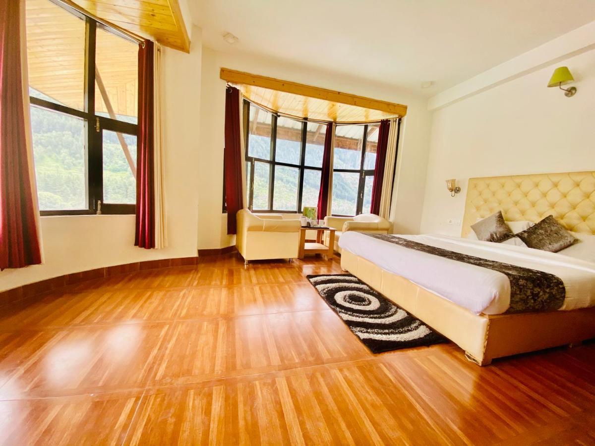 Hotel Hadimba Palace - Near Mall Road Manāli Zewnętrze zdjęcie